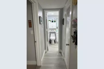 143 West Court, Royal Palm Beach, FL  - Photo 16