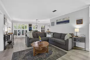 2948 SE Treasure Island Rd, Port Saint Lucie, FL 34952 - Photo 10