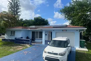 6717 NW 59th St, Tamarac, FL 33321 - Photo 2