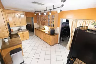 6717 NW 59th St, Tamarac, FL 33321 - Photo 4