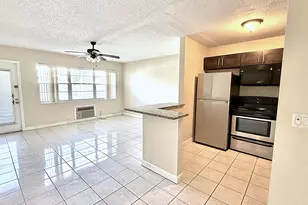 79 Lyndhurst D, Deerfield Beach, FL 33442 - Photo 6