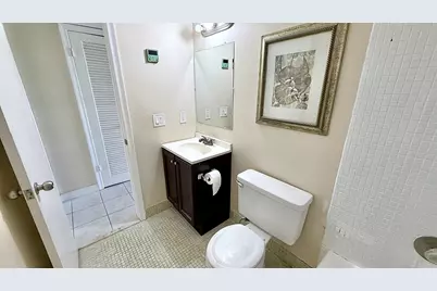 79 Lyndhurst D, Deerfield Beach, FL 33442 - Photo 12