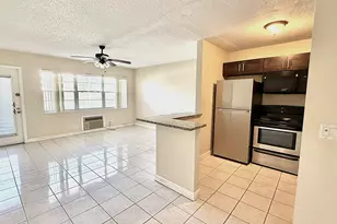 79 Lyndhurst D, Deerfield Beach, FL 33442 - Photo 10