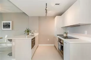 501 NE 31st St, Miami, FL 33137 - Photo 8