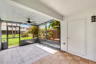 10723 NW 10th Street, Pembroke Pines, FL 33026 - Photo 14