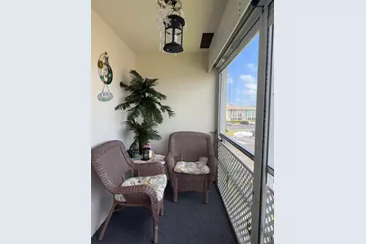 210 Horizon Street E, Boynton Beach, FL 33435 - Photo 10
