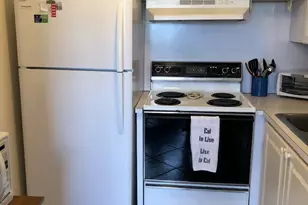 210 Horizon St E, Boynton Beach, FL 33435 - Photo 10