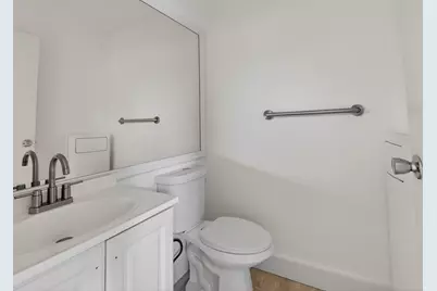 155 Seville G, Delray Beach, FL 33446 - Photo 6