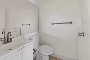155 Seville G, Delray Beach, FL 33446 - Photo 6