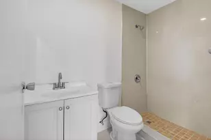 155 Seville G, Delray Beach, FL 33446 - Photo 8