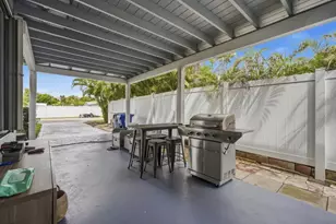 712 NE 10th Ave, Pompano Beach, FL 33060 - Photo 16