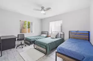 712 NE 10th Ave, Pompano Beach, FL 33060 - Photo 14
