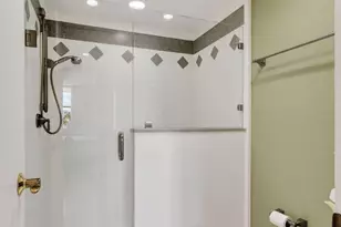 801 Lake Shore Dr, Lake Park, FL 33403 - Photo 24