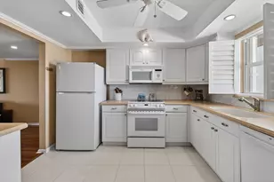 801 Lake Shore Dr, Lake Park, FL 33403 - Photo 16