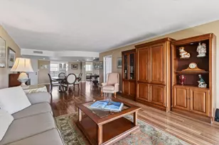 801 Lake Shore Dr, Lake Park, FL 33403 - Photo 12