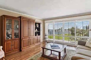 801 Lake Shore Dr, Lake Park, FL 33403 - Photo 4