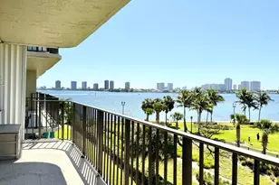 801 Lake Shore Dr, Lake Park, FL 33403 - Photo 30