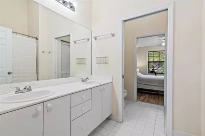 247 City View Drive, Fort Lauderdale, FL 33311 - Photo 12