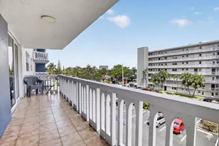 400 NE 12th Ave, Hallandale Beach, FL 33009 - Photo 20