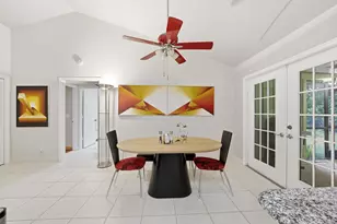 18546 Lake Bend Dr, Jupiter, FL 33458 - Photo 14