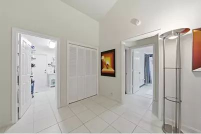 18546 Lake Bend Drive, Jupiter, FL 33458 - Photo 16