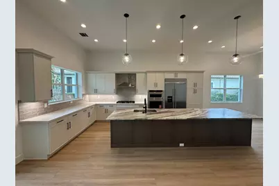 130 SE Calmo Circle, Port Saint Lucie, FL 34984 - Photo 2