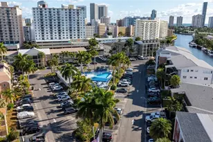 470 Paradise Isle Blvd, Hallandale Beach, FL 33009 - Photo 10