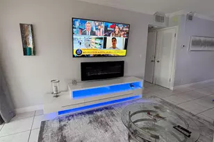 470 Paradise Isle Blvd, Hallandale Beach, FL 33009 - Photo 16