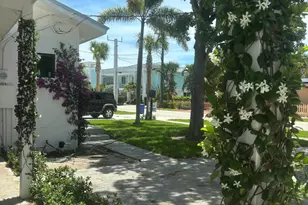 517 NW 1st St, Delray Beach, FL 33444 - Photo 2