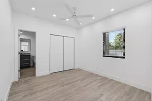 517 NW 1st St, Delray Beach, FL 33444 - Photo 8