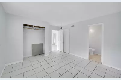 1645 W 31st Street, Riviera Beach, FL 33404 - Photo 6