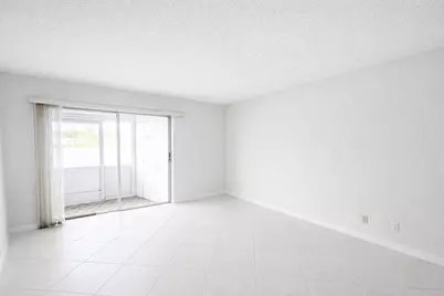 222 Somerset L, West Palm Beach, FL 33417 - Photo 4