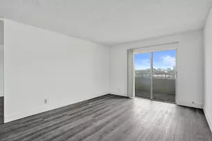 900 NE 18th Ave, Fort Lauderdale, FL 33304 - Photo 12