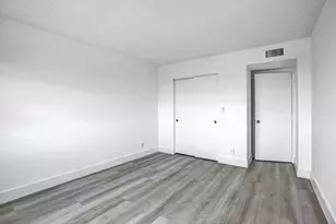 900 NE 18th Ave, Fort Lauderdale, FL 33304 - Photo 4