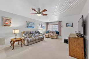 1211 NW 44th St, Deerfield Beach, FL 33064 - Photo 8