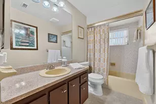 1211 NW 44th St, Deerfield Beach, FL 33064 - Photo 14