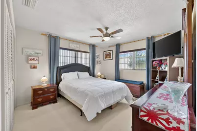1211 NW 44th Street, Deerfield Beach, FL 33064 - Photo 14