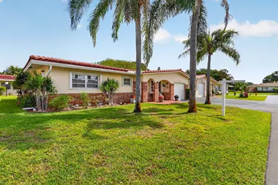 1211 NW 44th Street, Deerfield Beach, FL 33064 - Photo 2