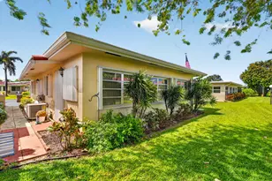 1211 NW 44th St, Deerfield Beach, FL 33064 - Photo 18