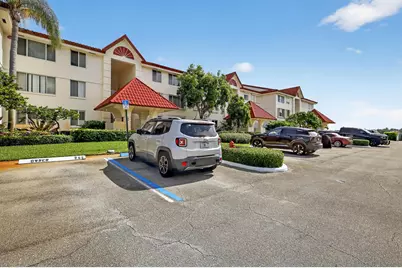 110 Half Moon Circle #D2, Hypoluxo, FL 33462 - Photo 44