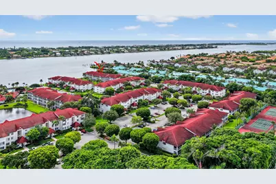 110 Half Moon Circle #D2, Hypoluxo, FL 33462 - Photo 40