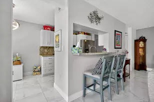110 Half Moon Cir, Hypoluxo, FL 33462 - Photo 6