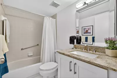 110 Half Moon Circle #D2, Hypoluxo, FL 33462 - Photo 12