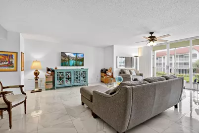 110 Half Moon Circle #D2, Hypoluxo, FL 33462 - Photo 20