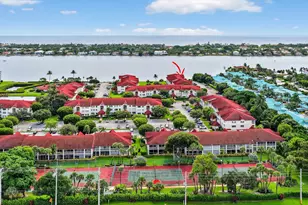 110 Half Moon Cir, Hypoluxo, FL 33462 - Photo 2