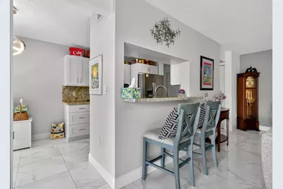 110 Half Moon Circle #D2, Hypoluxo, FL 33462 - Photo 6