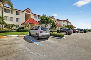 110 Half Moon Cir, Hypoluxo, FL 33462 - Photo 44