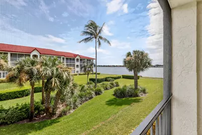 110 Half Moon Circle #D2, Hypoluxo, FL 33462 - Photo 1