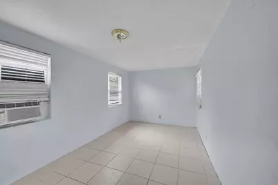 1645 W 31st Street, Riviera Beach, FL 33404 - Photo 12