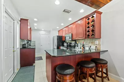 12542 Westhampton Circle, Wellington, FL 33414 - Photo 4